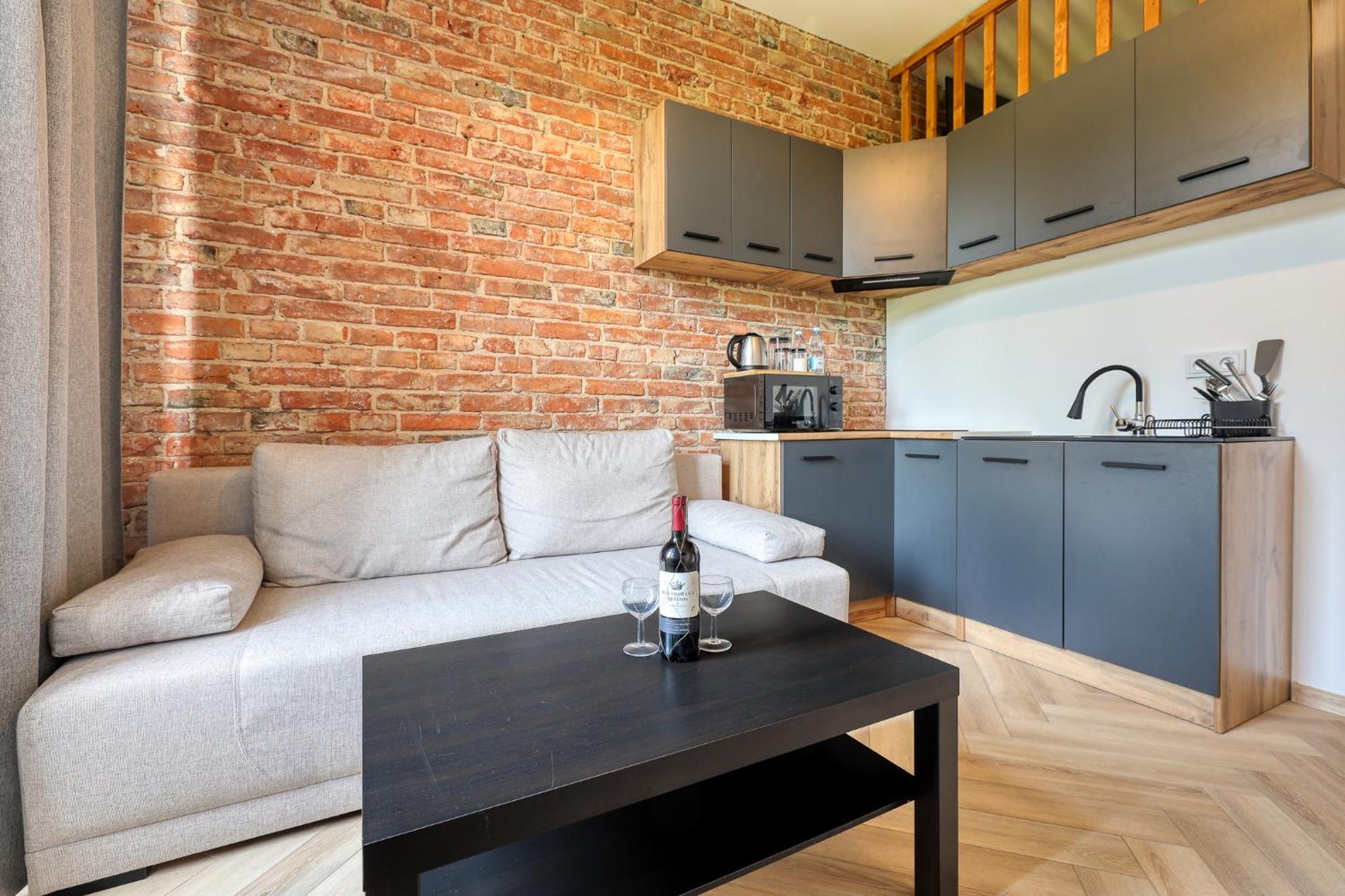 Apartment Industrial *